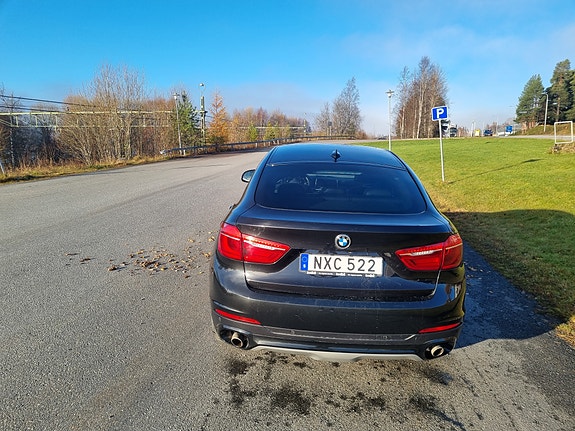 BMW X6 4 of 5