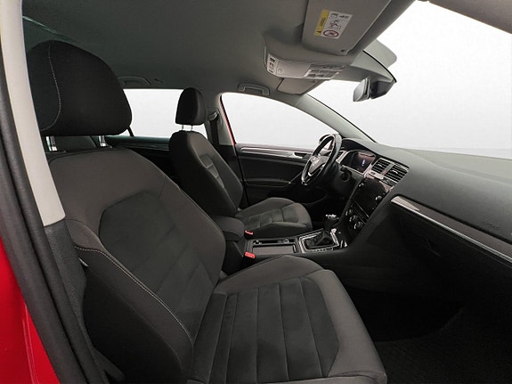 Volkswagen Golf Alltrack 8 of 30
