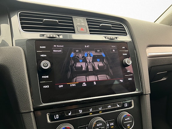 Volkswagen Golf Alltrack 20 of 30