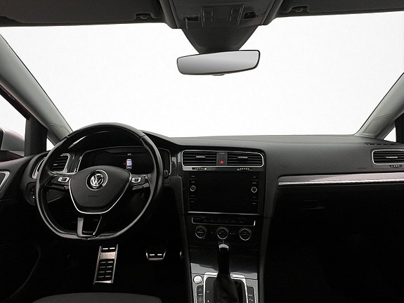 Volkswagen Golf Alltrack 13 of 30