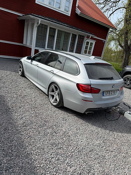 BMW 535d 2 of 5