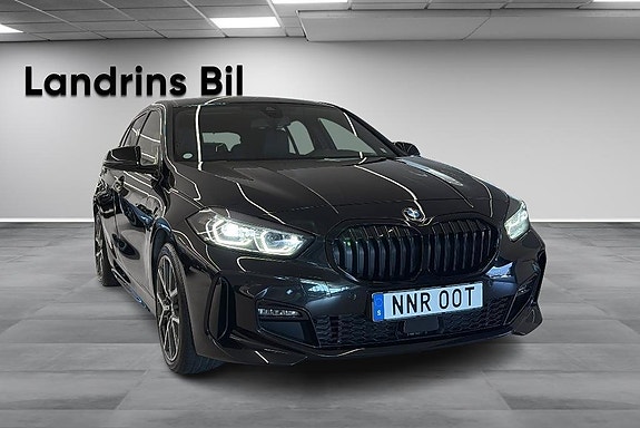 BMW 120d 3 of 5
