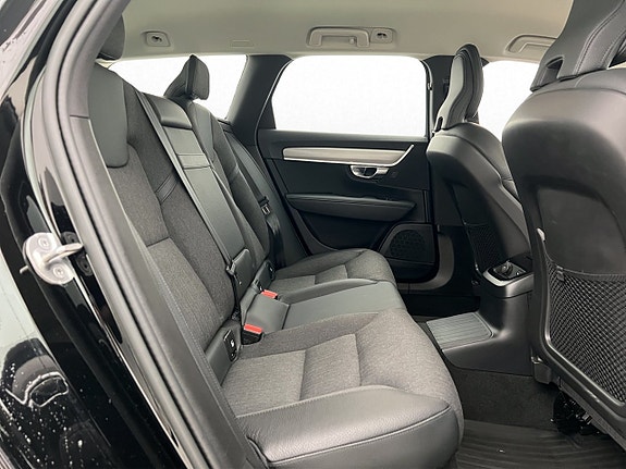 Volvo V90 11 of 30