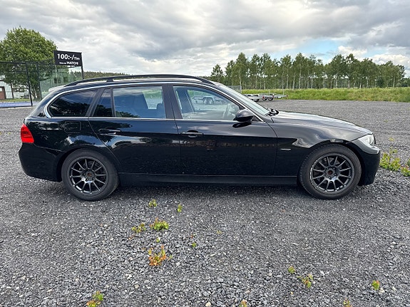 BMW 325i 10 of 14