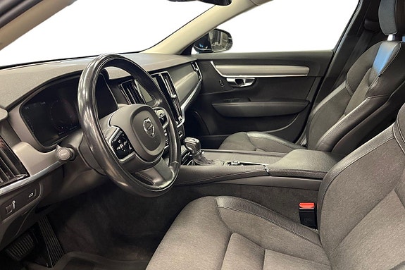 Volvo S90 14 of 28
