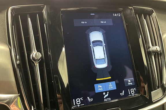 Volvo S90 21 of 28