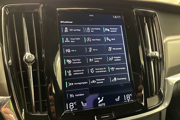Volvo S90 19 of 28