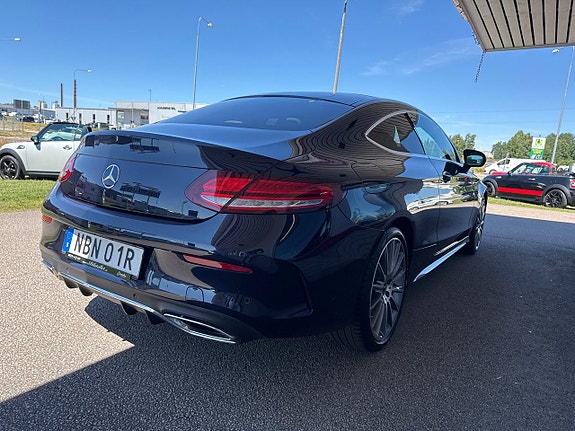 Mercedes-Benz C300 d 26 of 30