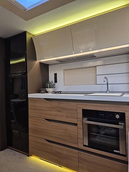 Adria Alpina 753 UT uthyres 9 of 10