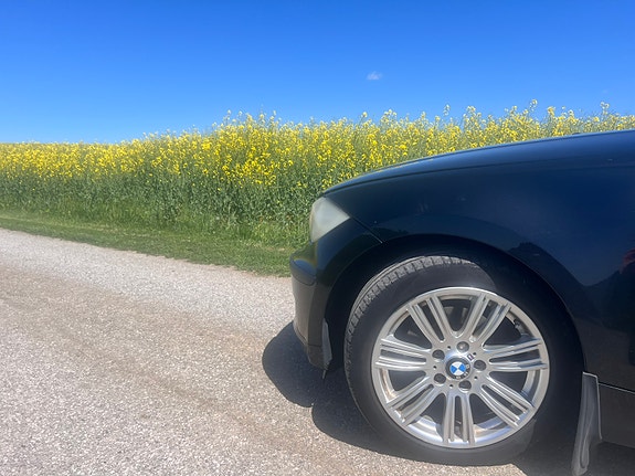 BMW 118d 3 of 5