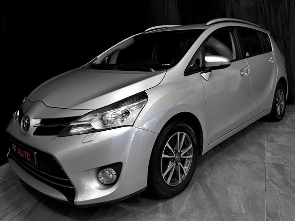 Toyota Verso 3 of 5
