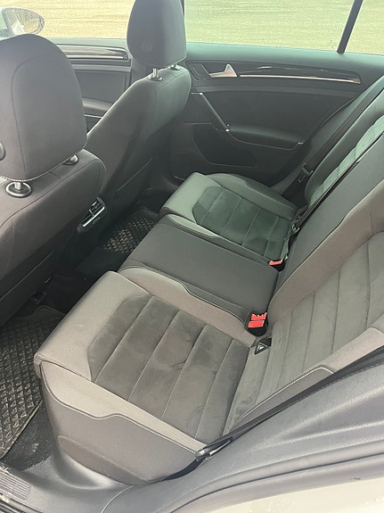 Volkswagen Golf VII 6 of 7