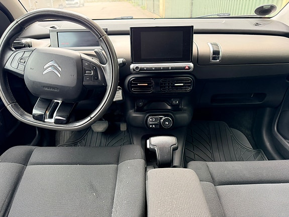 Citroen C4 Cactus 9 of 12