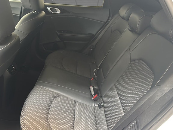 Kia XCeed 9 of 19