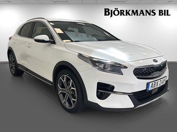 Kia XCeed 3 of 19