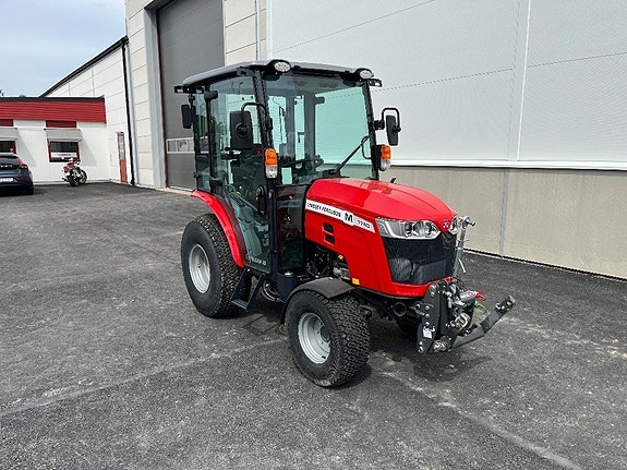 Massey Ferguson 1740 M HC DEMO 4 of 5