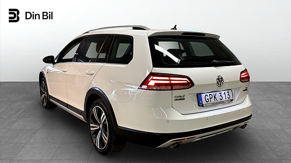 Volkswagen Golf I 3 of 5