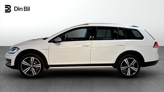 Volkswagen Golf I 2 of 5