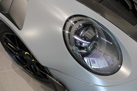 Porsche 911 GT3 RS 7 of 20