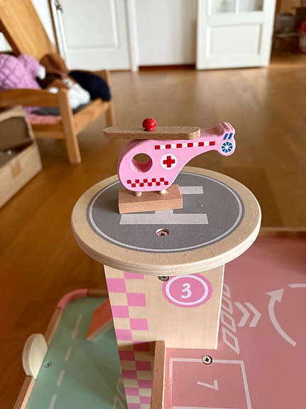 Product image 8 of 9