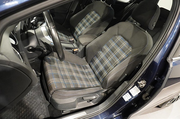 Volkswagen Golf I 4 of 15