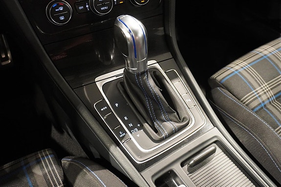 Volkswagen Golf I 13 of 15