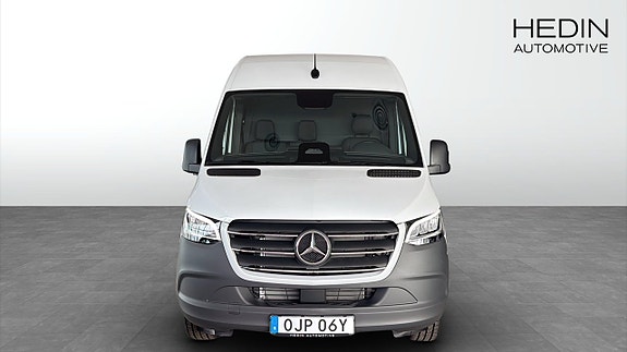 Mercedes-Benz Sprinter 317 8 of 12