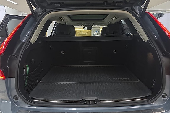 Volvo XC60 4 of 24
