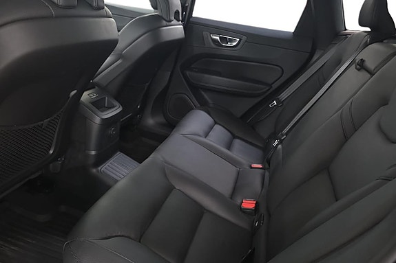 Volvo XC60 5 of 24