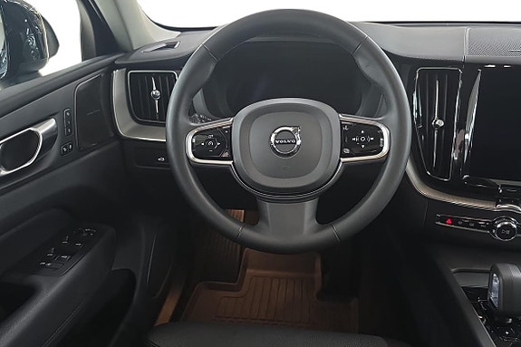 Volvo XC60 3 of 24
