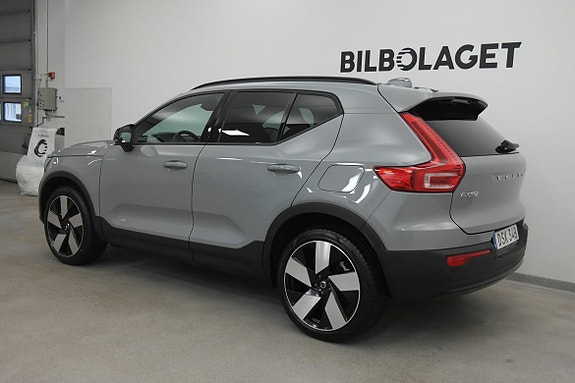 Volvo EX40 6 of 20