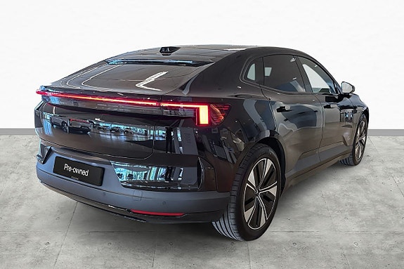Polestar 4 9 of 30