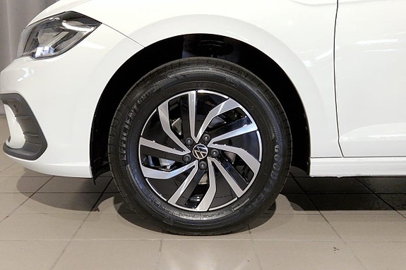 Volkswagen Polo 4 of 5
