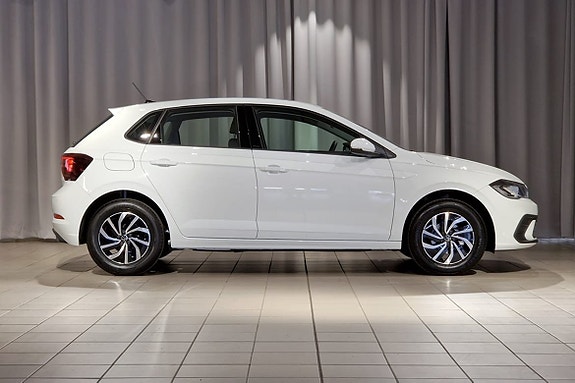 Volkswagen Polo 5 of 5