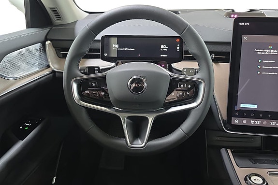 Volvo EX90 4 of 26
