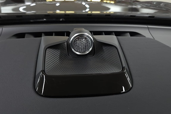 Volvo EX90 18 of 26