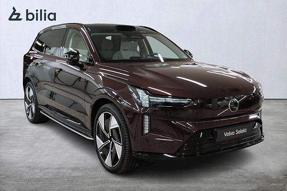 Volvo EX90 13 of 26
