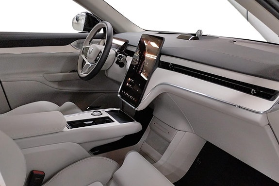 Volvo EX90 24 of 26