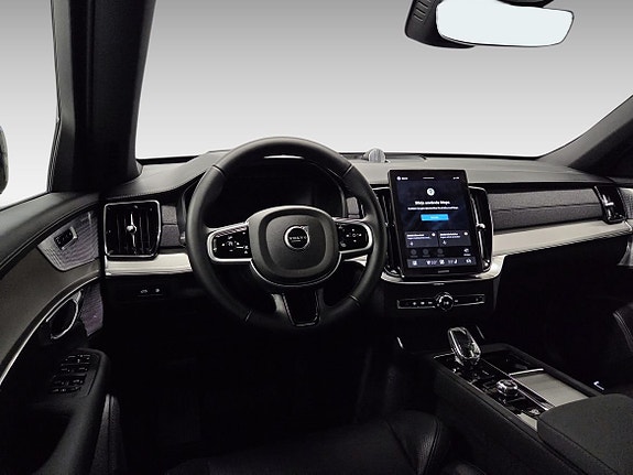 Volvo XC90 8 of 21