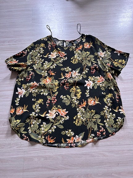 Product image 9 of 16