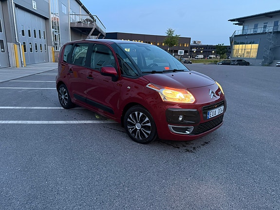 Citroen C3 Picasso 2 of 5