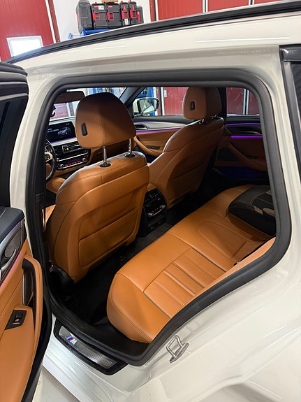 BMW 530i 5 of 5