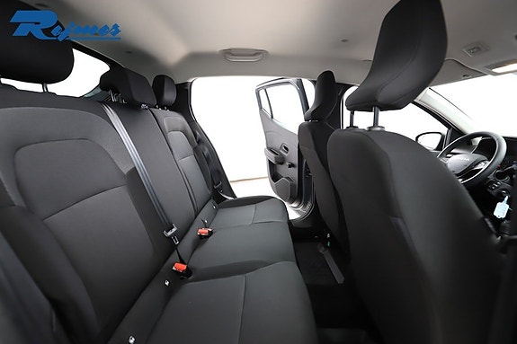 Dacia Sandero 7 of 24