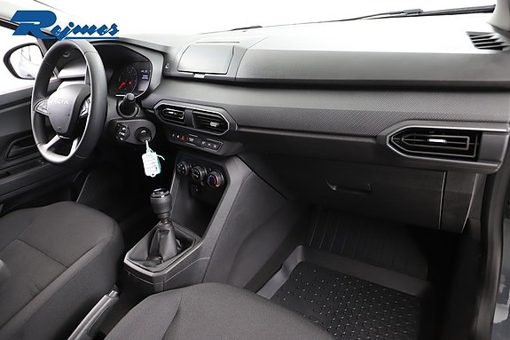 Dacia Sandero 23 of 24