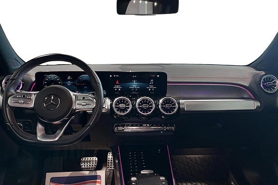 Mercedes-Benz EQB300 9 of 15