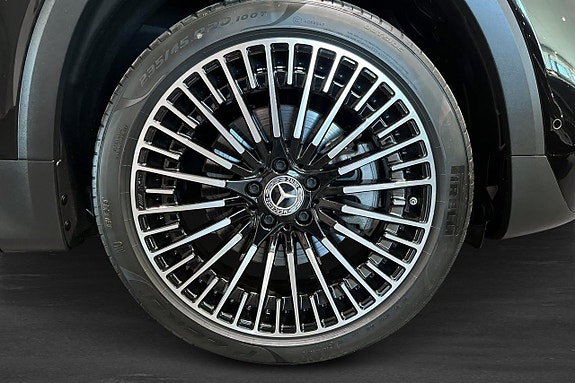 Mercedes-Benz EQB300 12 of 15