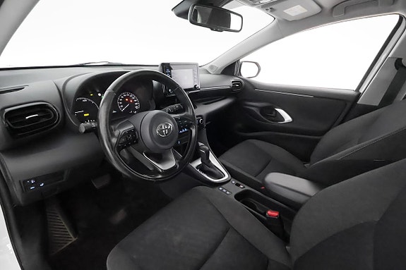 Toyota Yaris 11 of 28