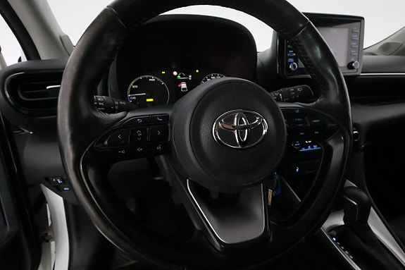 Toyota Yaris 15 of 28