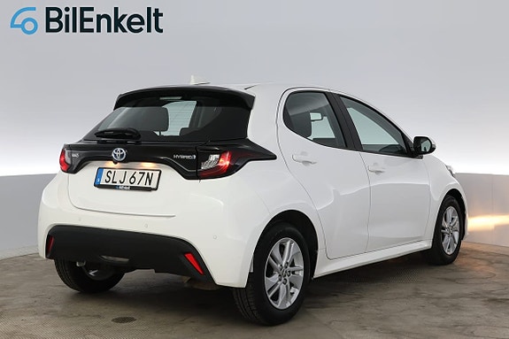Toyota Yaris 3 of 28