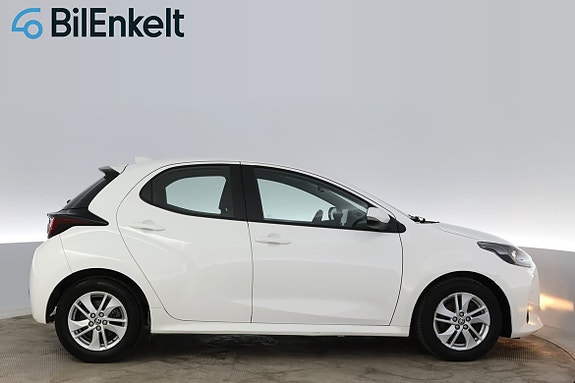 Toyota Yaris 2 of 28